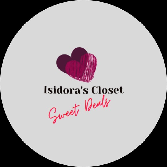 isidoras_closet